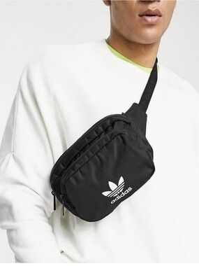 adidas Originals unisex Black Trefoil Crossbody Bag